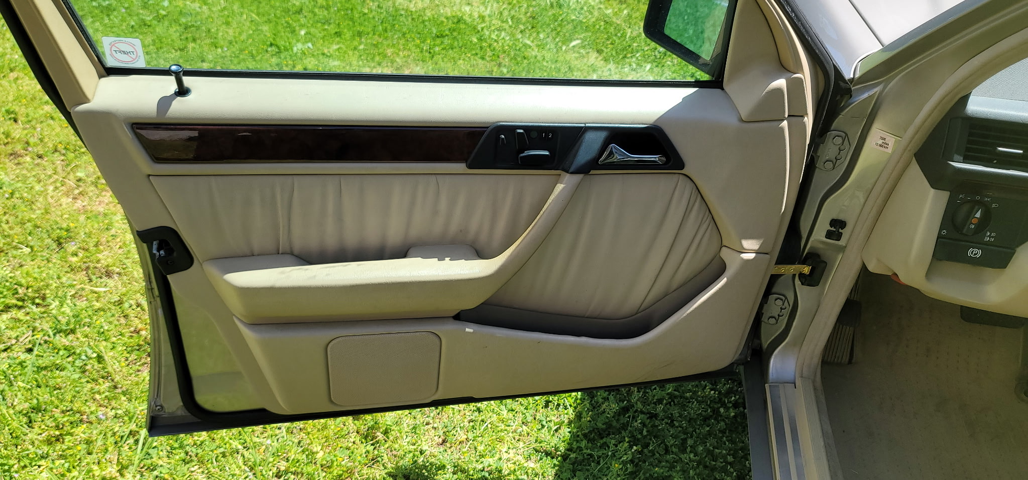 Used 1993 Mercedes-Benz 500 E image 9