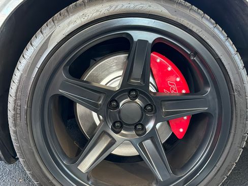 Used 2014 Dodge Challenger R/T w/ Blacktop Package RWD image 13
