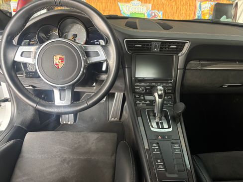 Used 2015 Porsche 911 GT3 image 13