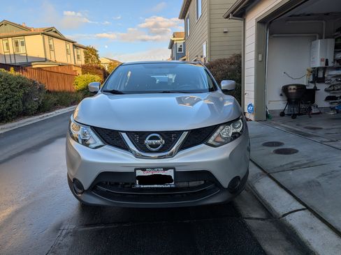 Used 2017 Nissan Rogue Sport S w/ S Appearance Package image 9