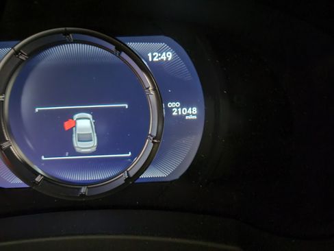 Used 2023 Lexus IS 500 image 6