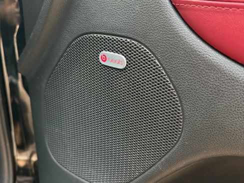 Used 2018 Dodge Durango R/T w/ Technology Group image 12