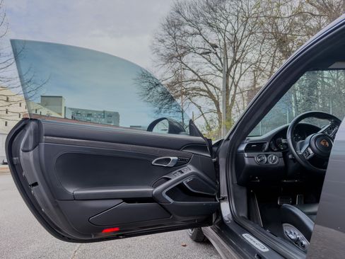 Used 2018 Porsche 911 GT3 RS image 17