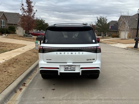 Used 2026 INFINITI QX80 4WD w/ Sport Exterior Package image 5