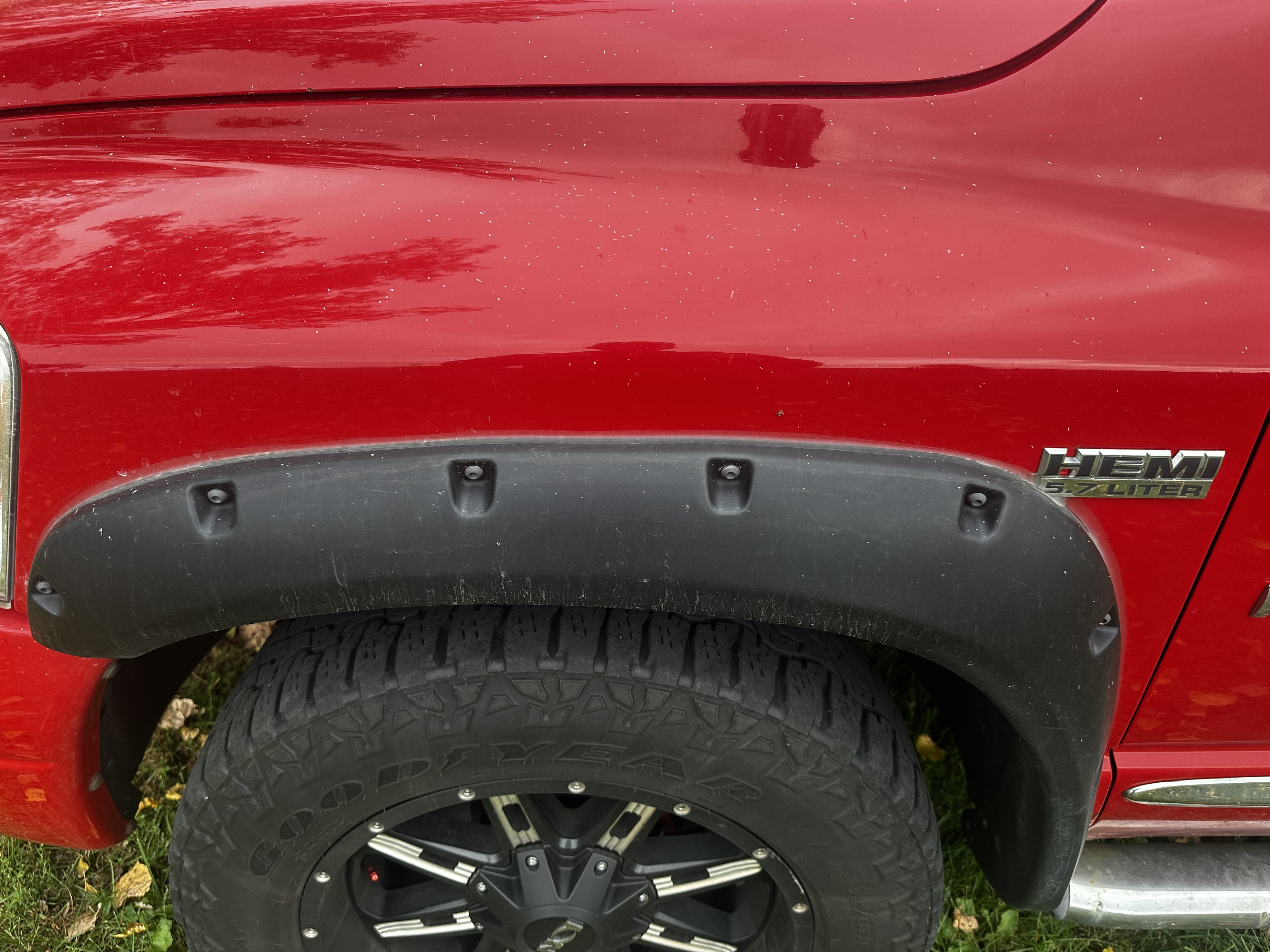 Used 2007 Dodge Ram 1500 Truck Laramie AWD/4WD image 2