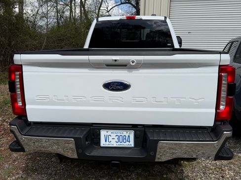 Used 2024 Ford F350 Lariat w/ Lariat Ultimate Package image 22