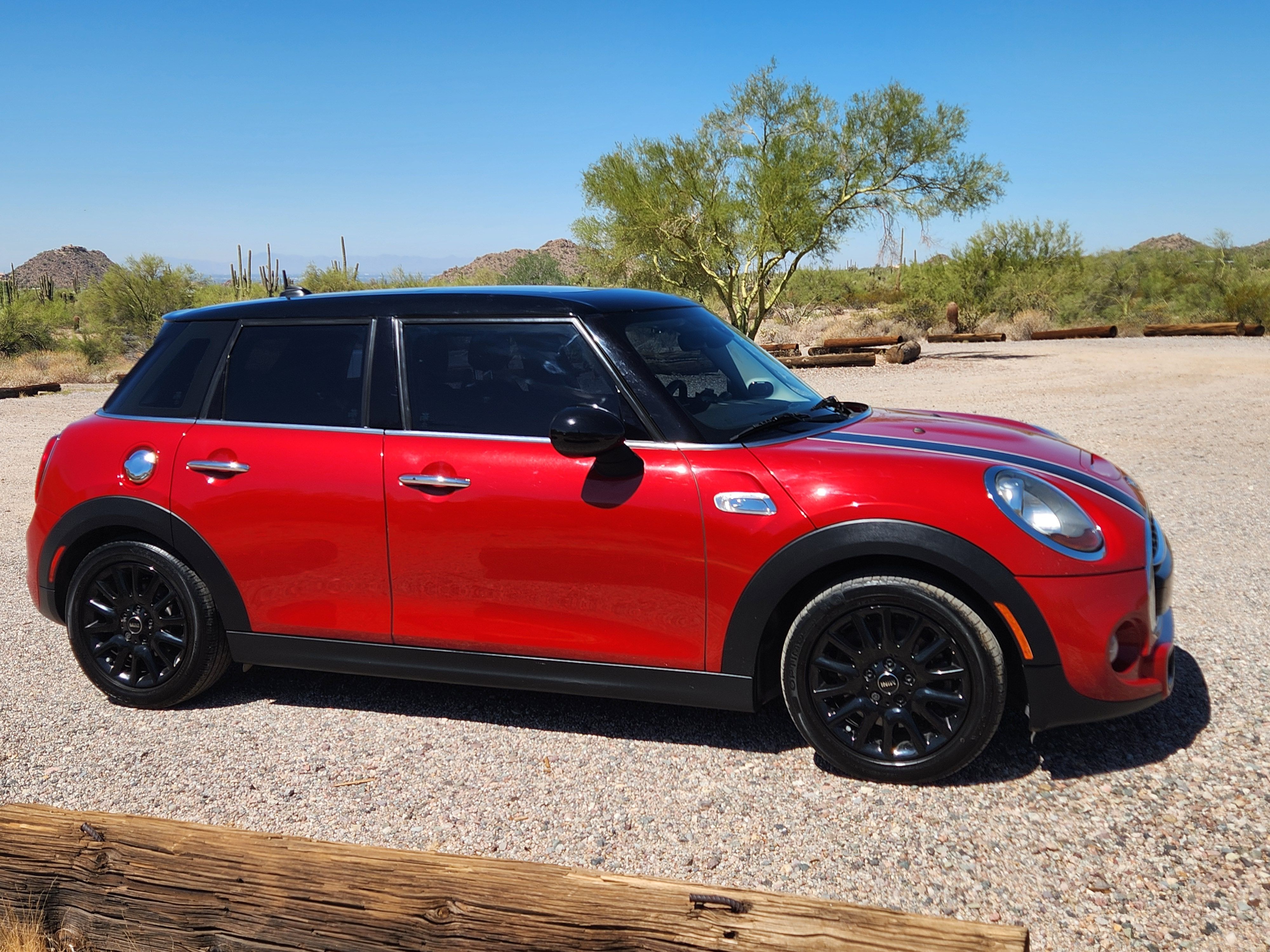 Used 2016 MINI Cooper S FWD image 4