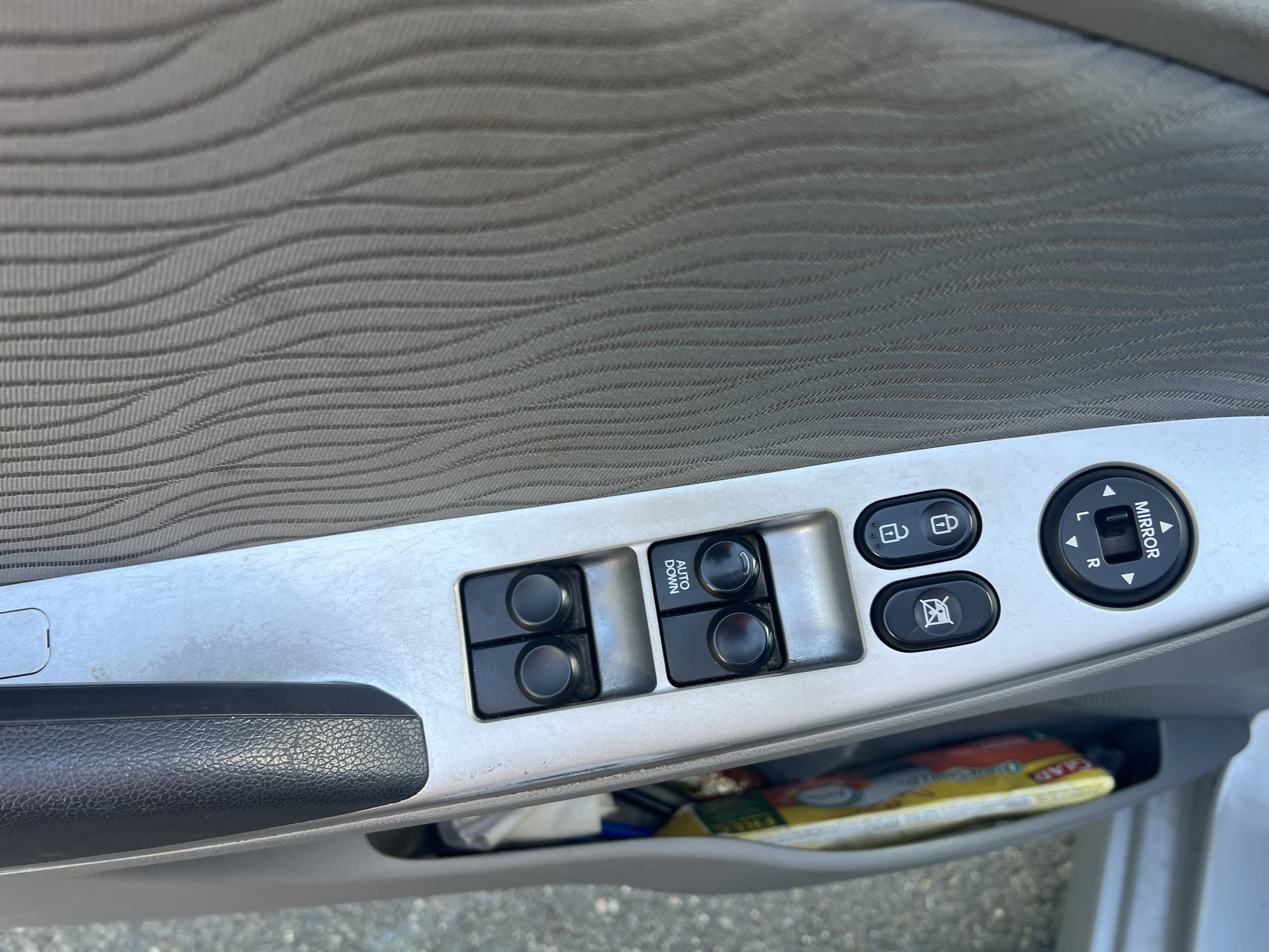 Used 2012 Hyundai Accent GLS w/ Premium Pkg 3 FWD image 5