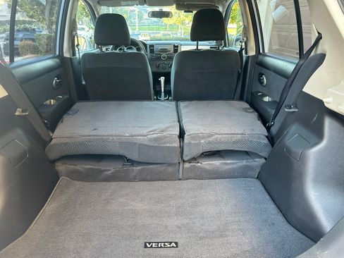 Used 2012 Nissan Versa 1.8 S w/ Plus Pkg image 21