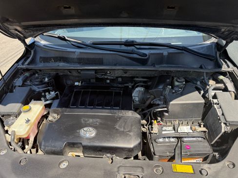 Used 2010 Toyota RAV4 Sport image 16