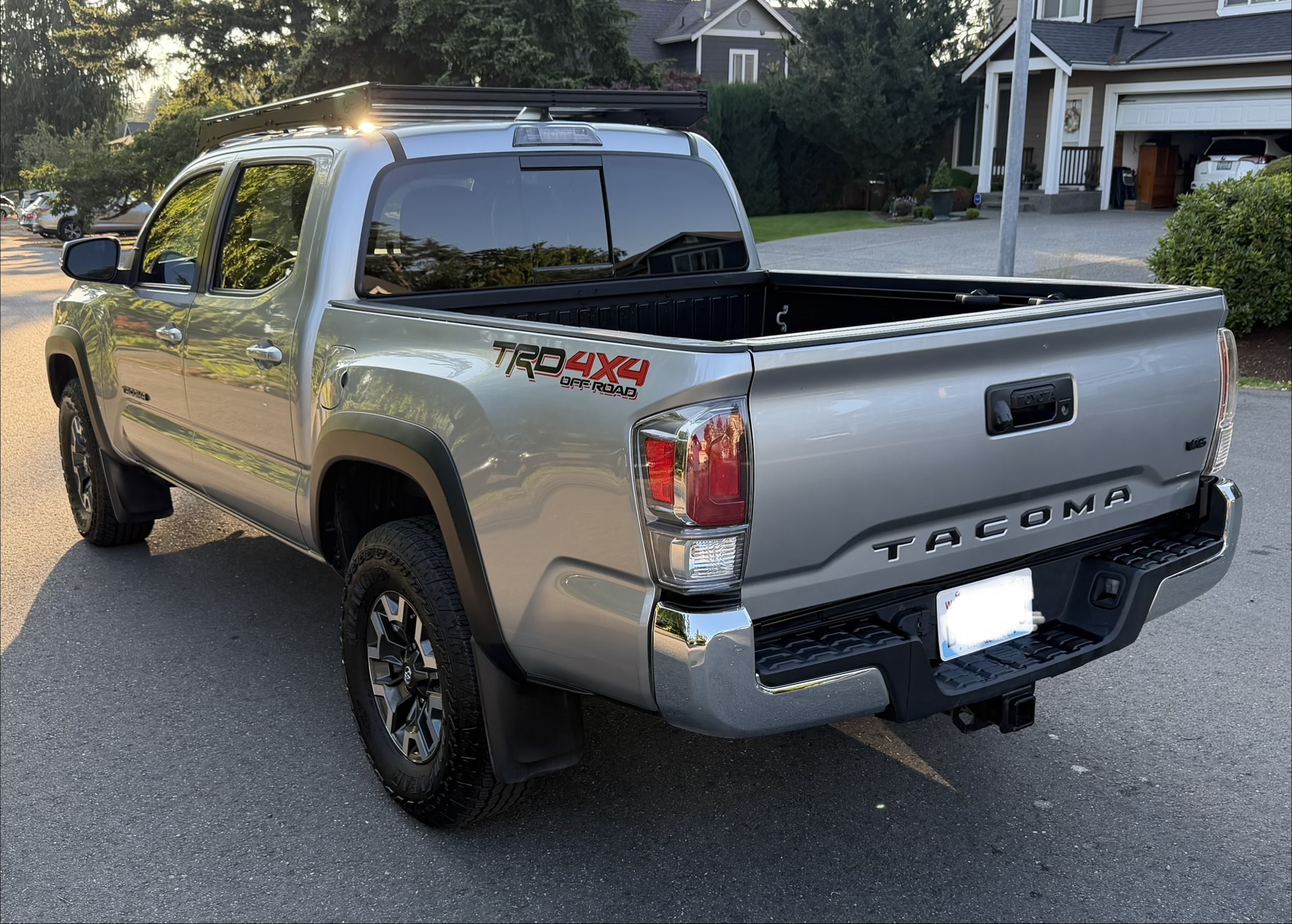 Used 2023 Toyota Tacoma TRD Off-Road AWD/4WD image 4