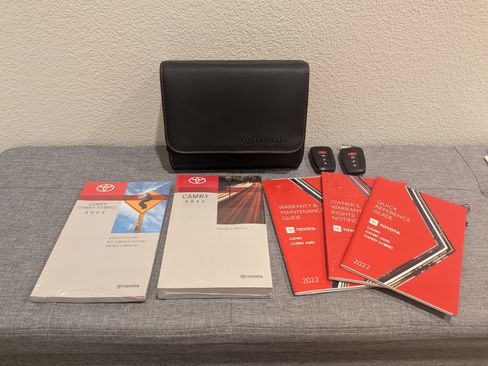 Used 2022 Toyota Camry XSE w/ Navigation Package image 32