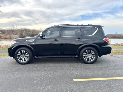 Used 2018 Nissan Armada SL w/ Premium Package image 10