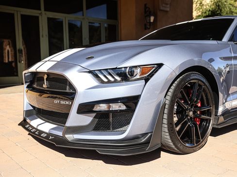 Used 2022 Ford Mustang Shelby GT500 w/ Technology Package image 9