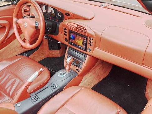 Used 1999 Porsche 911 Carrera 4 AWD/4WD image 9