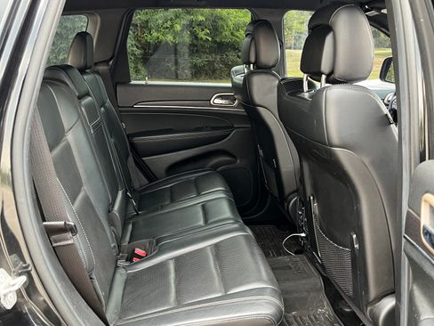 Used 2014 Jeep Grand Cherokee Limited w/ Luxury Group II image 24