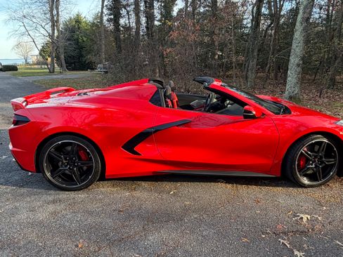 Used 2023 Chevrolet Corvette Stingray Preferred Conv w/ Z51 Performance Package image 9