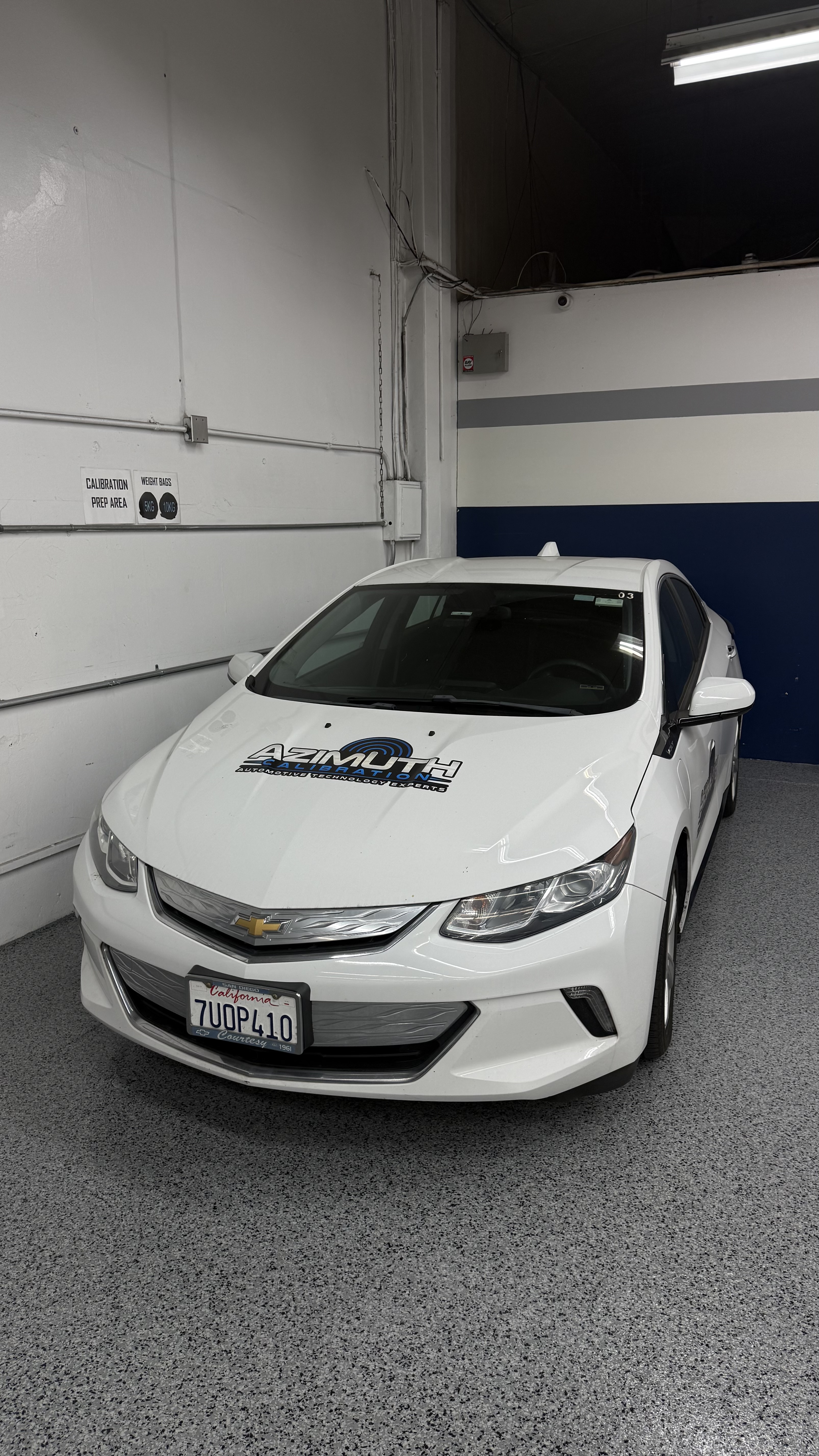 Used 2017 Chevrolet Volt LT FWD image 2