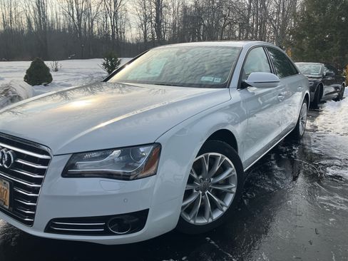 Used 2012 Audi A8 L 4.2 image 10