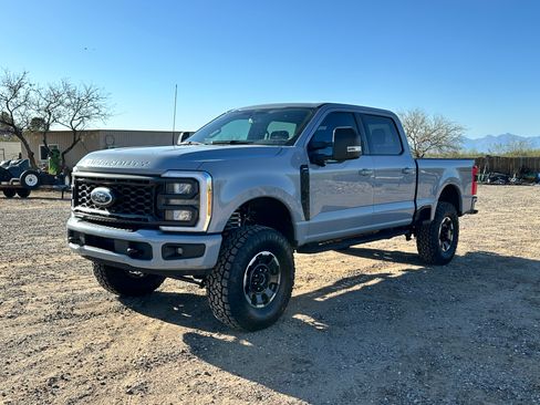 Used 2024 Ford F250 Lariat w/ Lariat Ultimate Package image 2