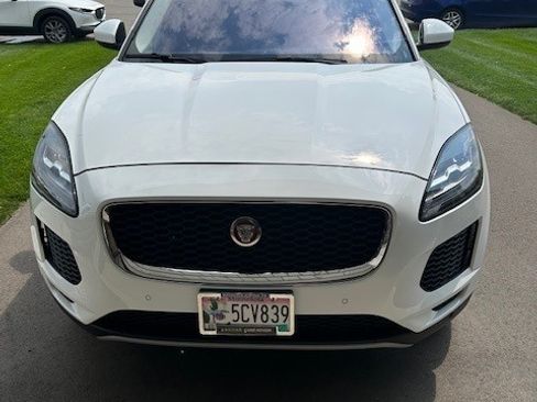 Used 2020 Jaguar E-PACE image 4