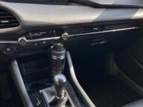 Used 2020 MAZDA MAZDA3 Sedan w/ Select Package image 8