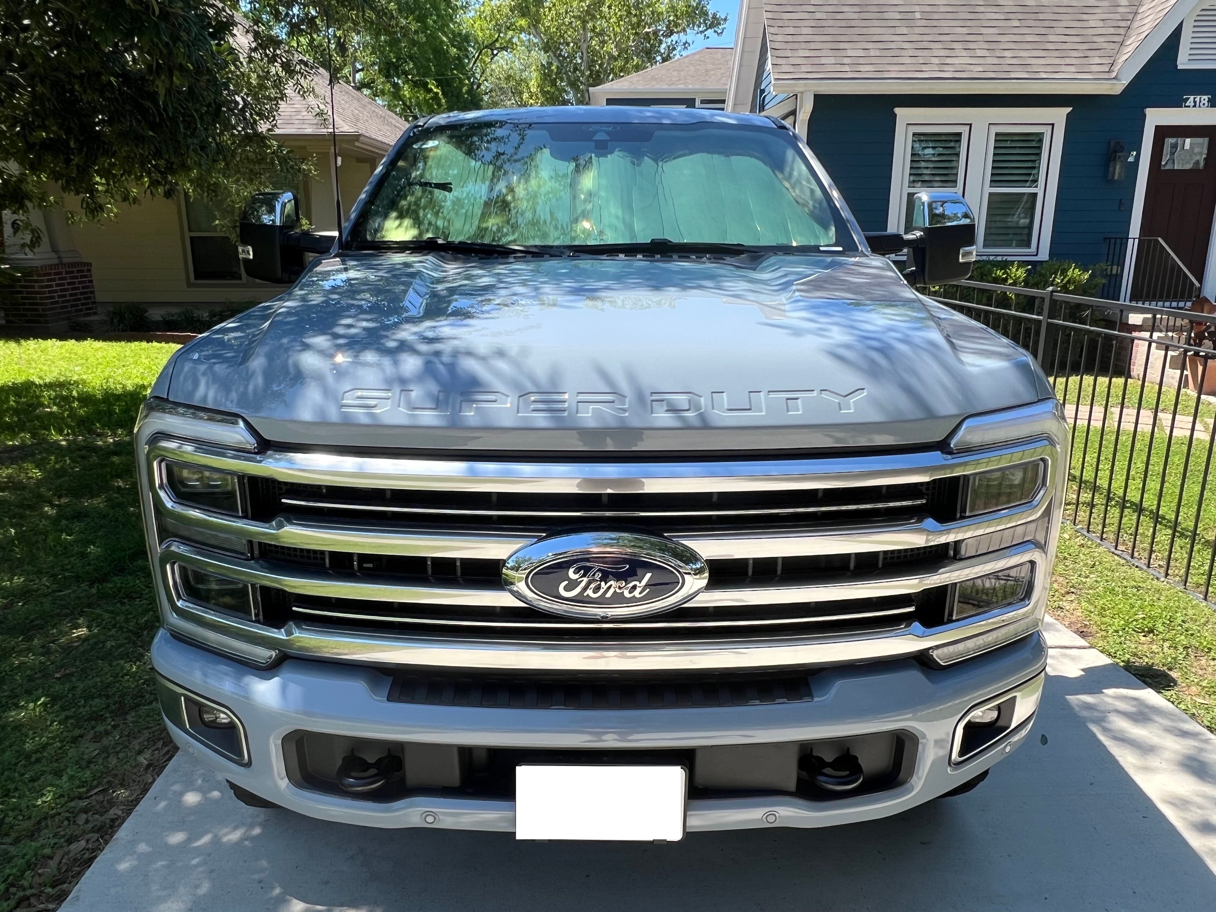 Used 2025 Ford F250 Platinum w/ Platinum Plus Package AWD/4WD image 11