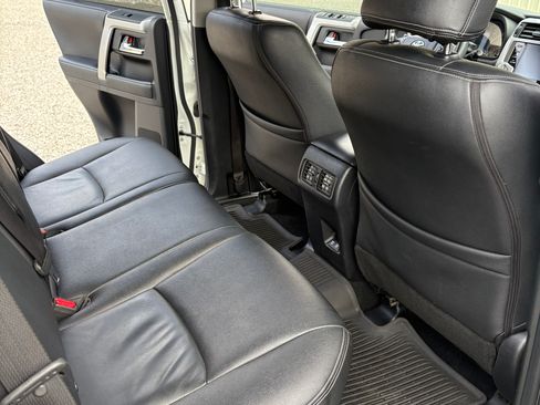 Used 2020 Toyota 4Runner SR5 image 6