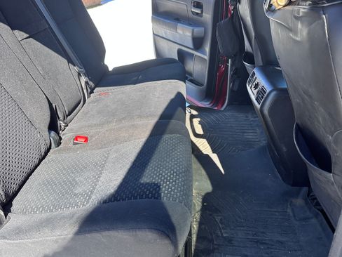 Used 2013 Toyota Tundra 4x4 CrewMax w/ TRD Off-Road Pkg image 10