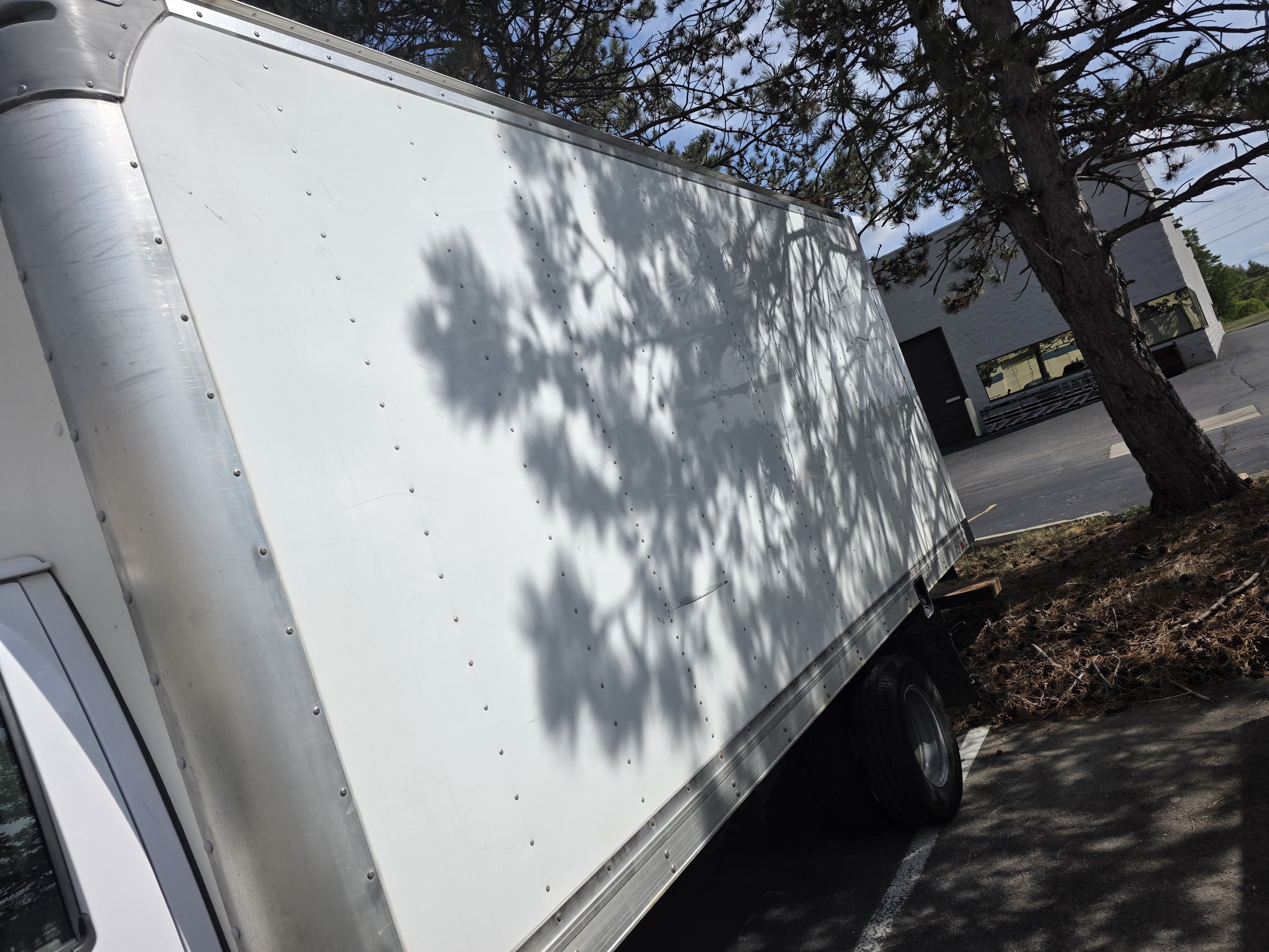 Used 2021 Ford E-450 and Econoline 450 Super Duty w/ Power Windows & Locks Group RWD image 8