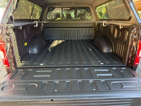 Used 2019 Ford F150 XLT w/ Equipment Group 302A Luxury AWD/4WD image 5