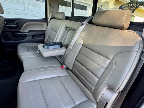 Used 2015 GMC Sierra 2500 Denali w/ Duramax Plus Package image 6