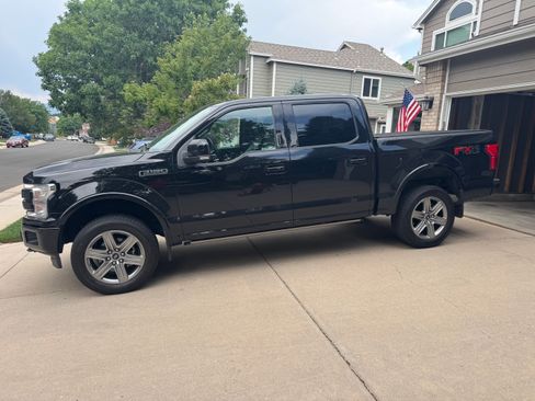 Used 2019 Ford F150 Lariat w/ Equipment Group 502A Luxury AWD/4WD image 9