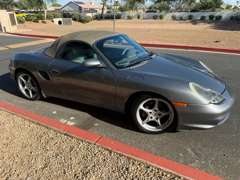 Used 2004 Porsche Boxster RWD image 6