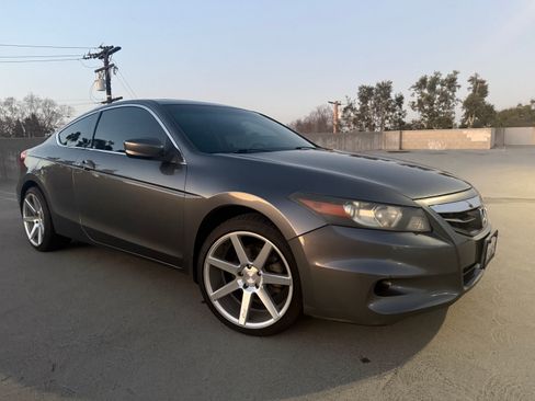 Used 2011 Honda Accord EX image 9