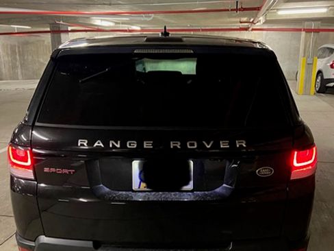 Used 2016 Land Rover Range Rover Sport Supercharged AWD/4WD image 16