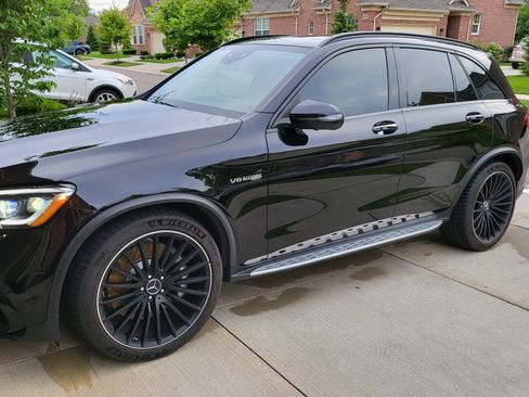 Used 2021 Mercedes-Benz GLC 63 AMG 4MATIC image 5