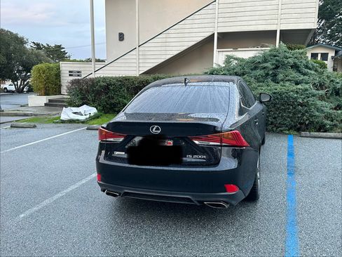 Used 2017 Lexus IS 200t F Sport image 2