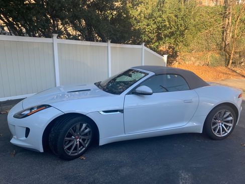 Used 2016 Jaguar F-TYPE Convertible RWD image 8