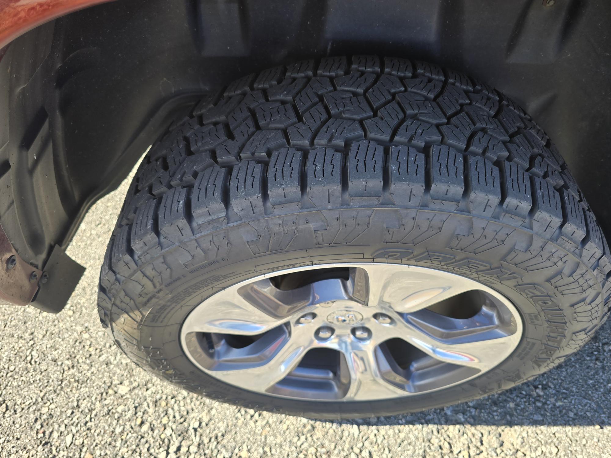 Used 2021 RAM 1500 Laramie w/ Sport Appearance Package AWD/4WD image 5