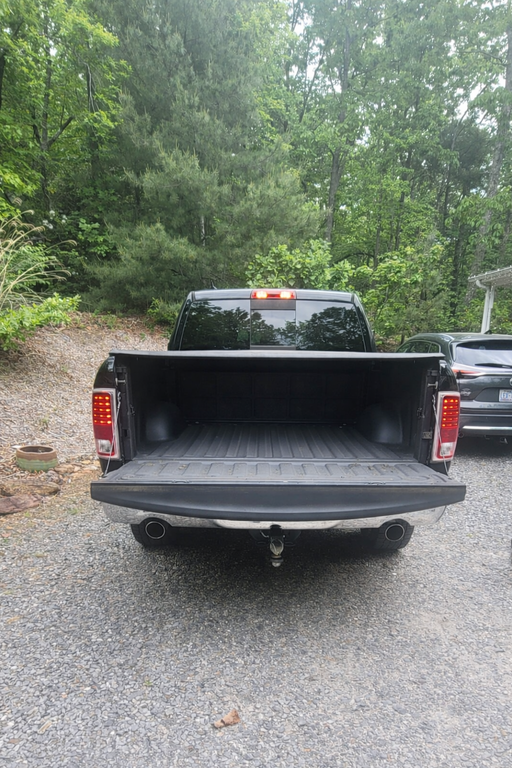 Used 2014 RAM 1500 Laramie Longhorn AWD/4WD image 24