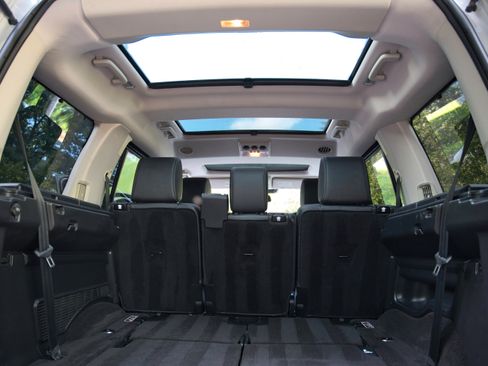 Used 2015 Land Rover LR4 HSE AWD/4WD image 15