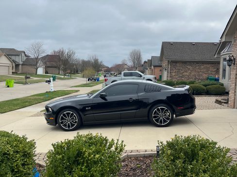 Used 2014 Ford Mustang GT Premium w/ Electronics Package image 2