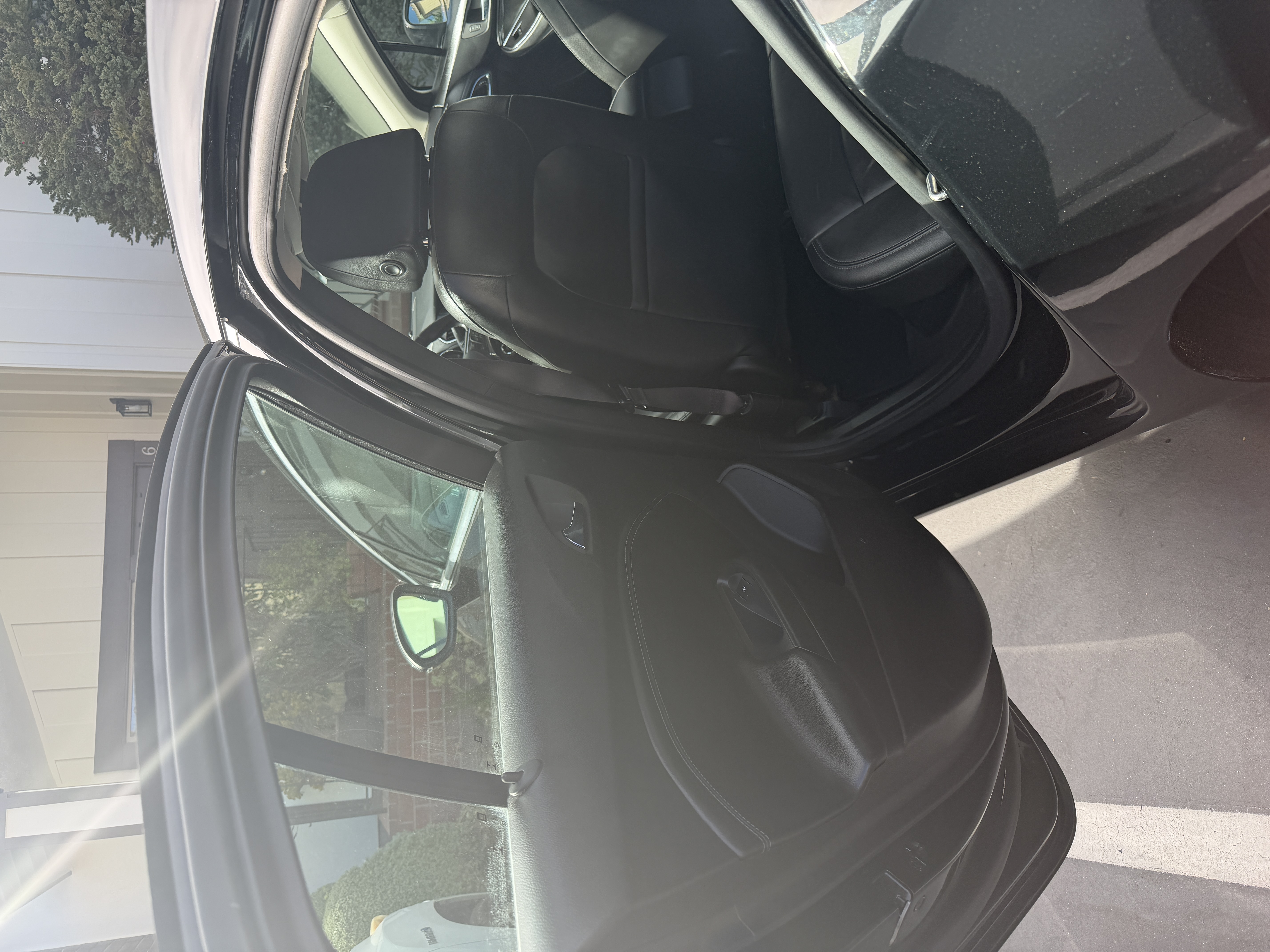 Used 2017 Chevrolet Cruze Premier FWD image 6