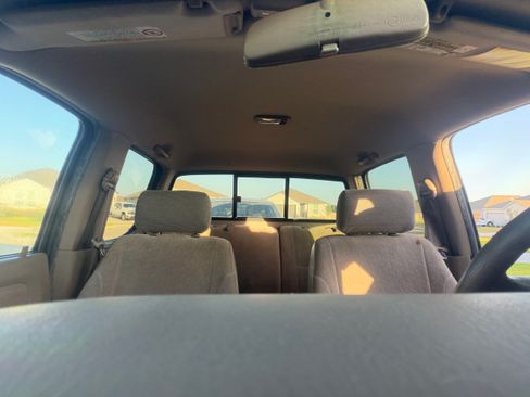 Used 2004 Toyota Tacoma PreRunner w/ Pwr Pkg w/ Mirrors RWD image 6