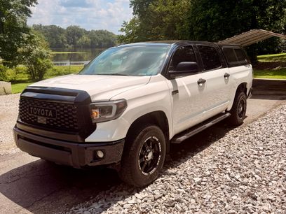 Used 2016 Toyota Tundra SR5 w/ SR5 Upgrade Package