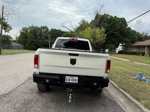 Used 2018 RAM 2500 Laramie AWD/4WD image 6