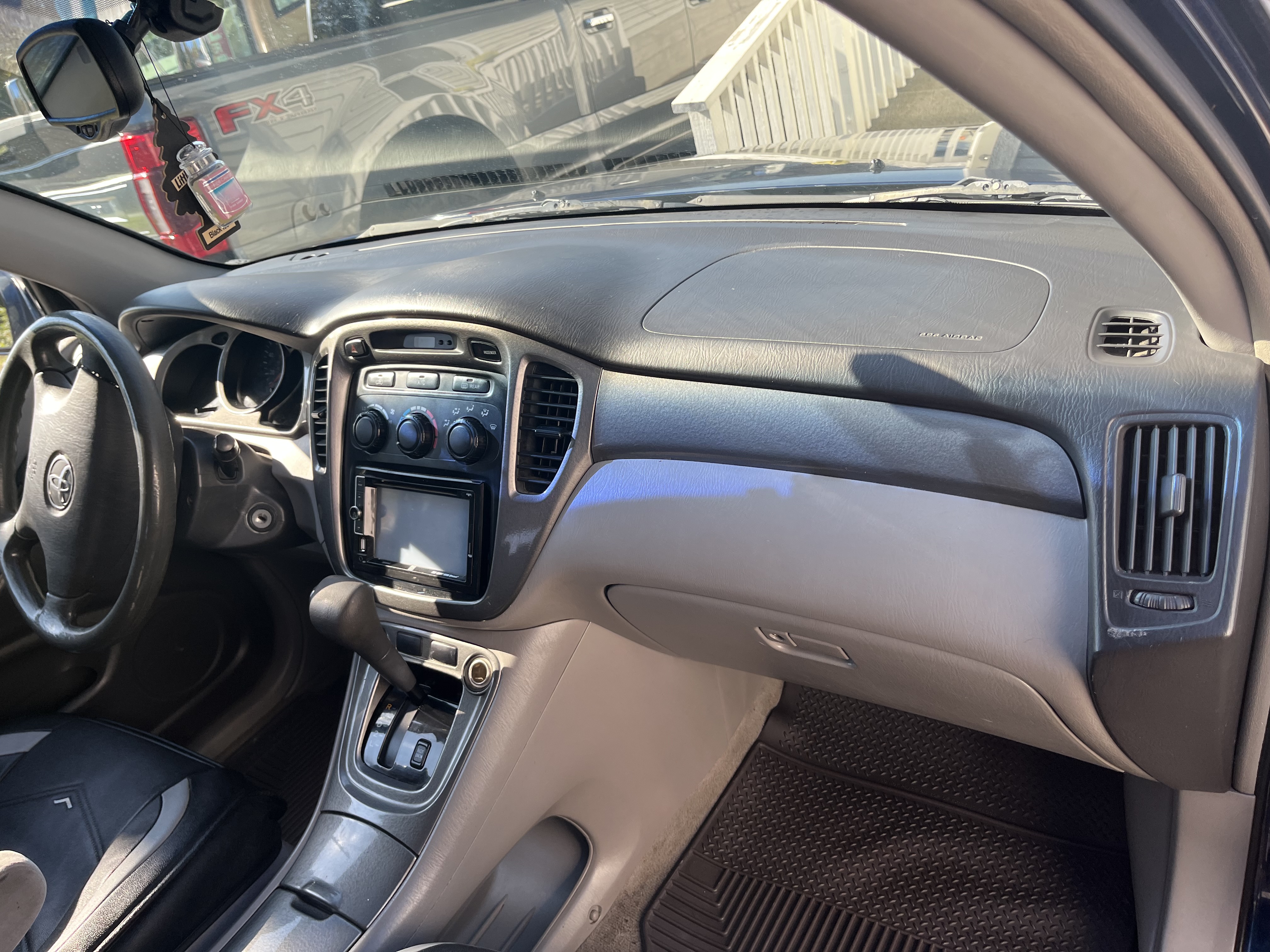Used 2002 Toyota Highlander 4WD V6 image 9