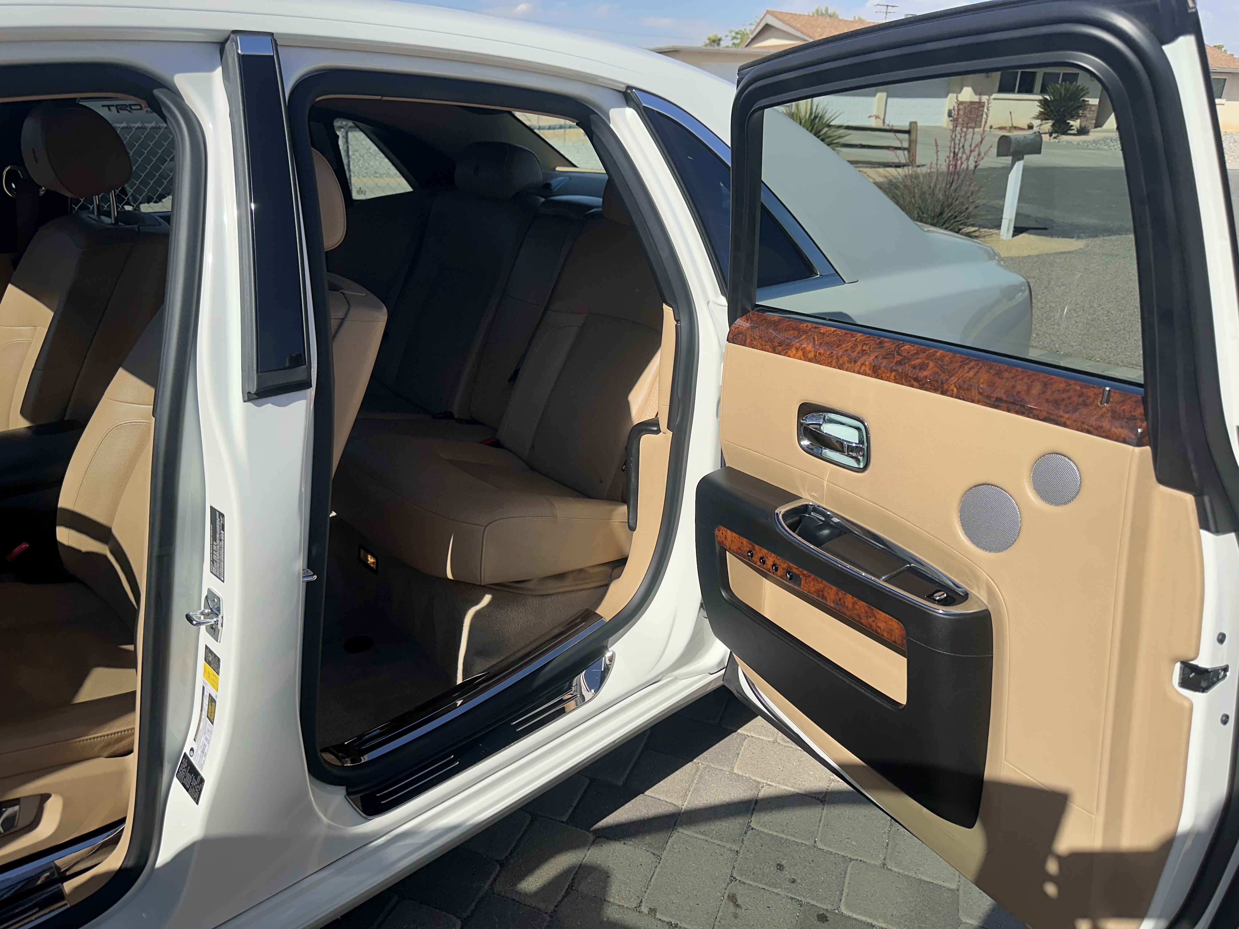 Used 2013 Rolls-Royce Ghost RWD image 5