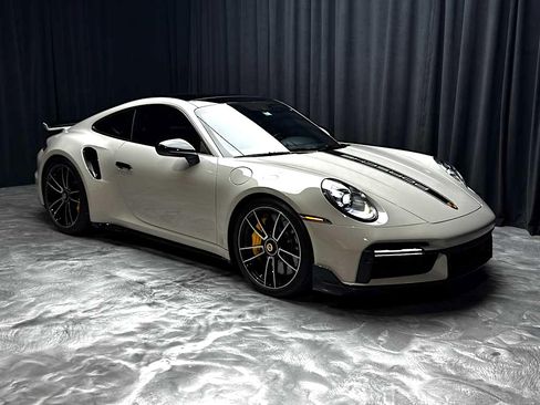 Used 2022 Porsche 911 Turbo S image 5